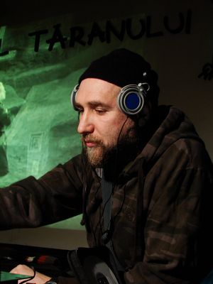 Imagine cu "DJ Vasile"