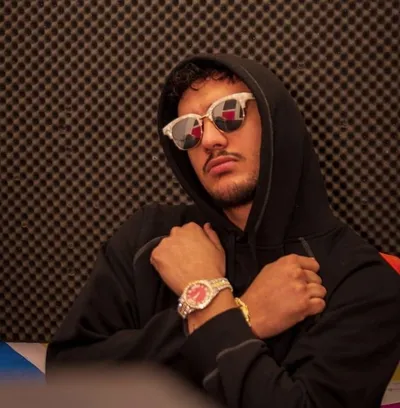 Poster Habet Gilbert